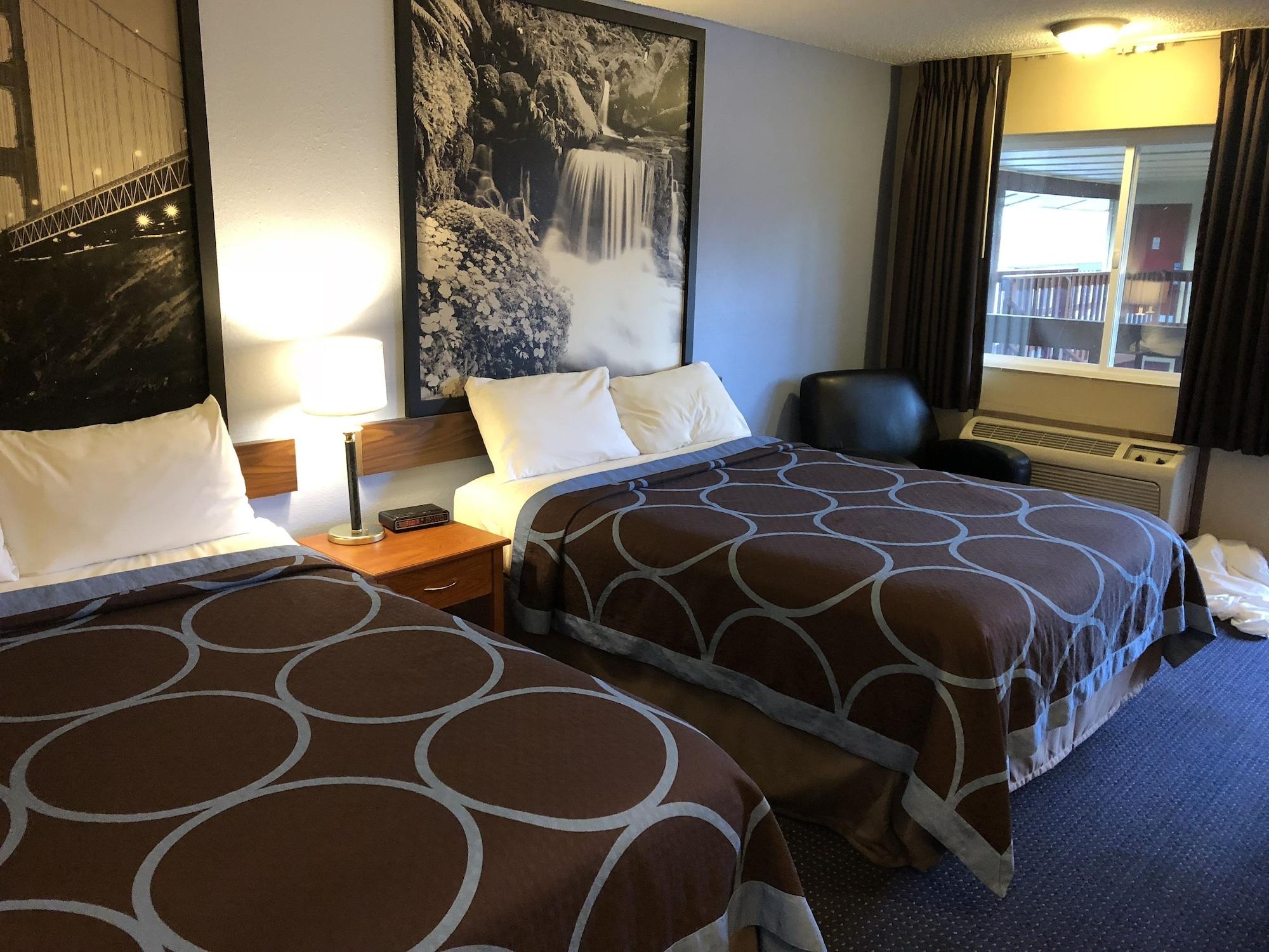 Super 8 By Wyndham Albany Motel Ngoại thất bức ảnh